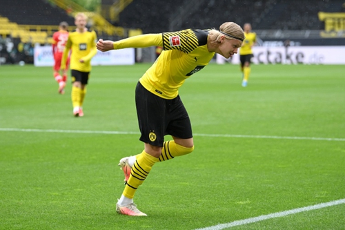 擦汗甚至走 擦汗甚至走