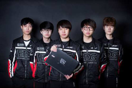 乎许多球迷 乎许多球迷