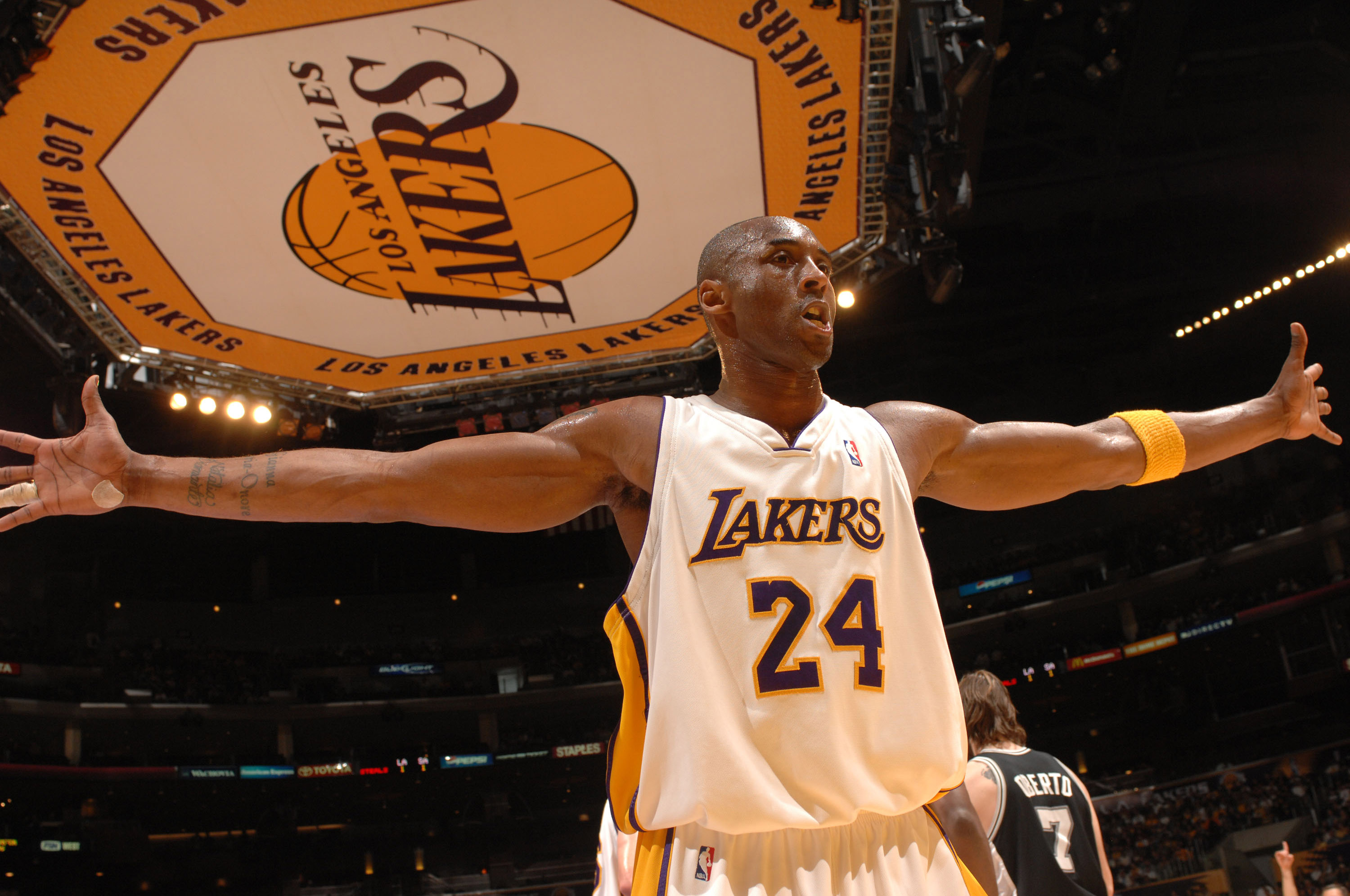 他重振旗鼓 他重振旗鼓